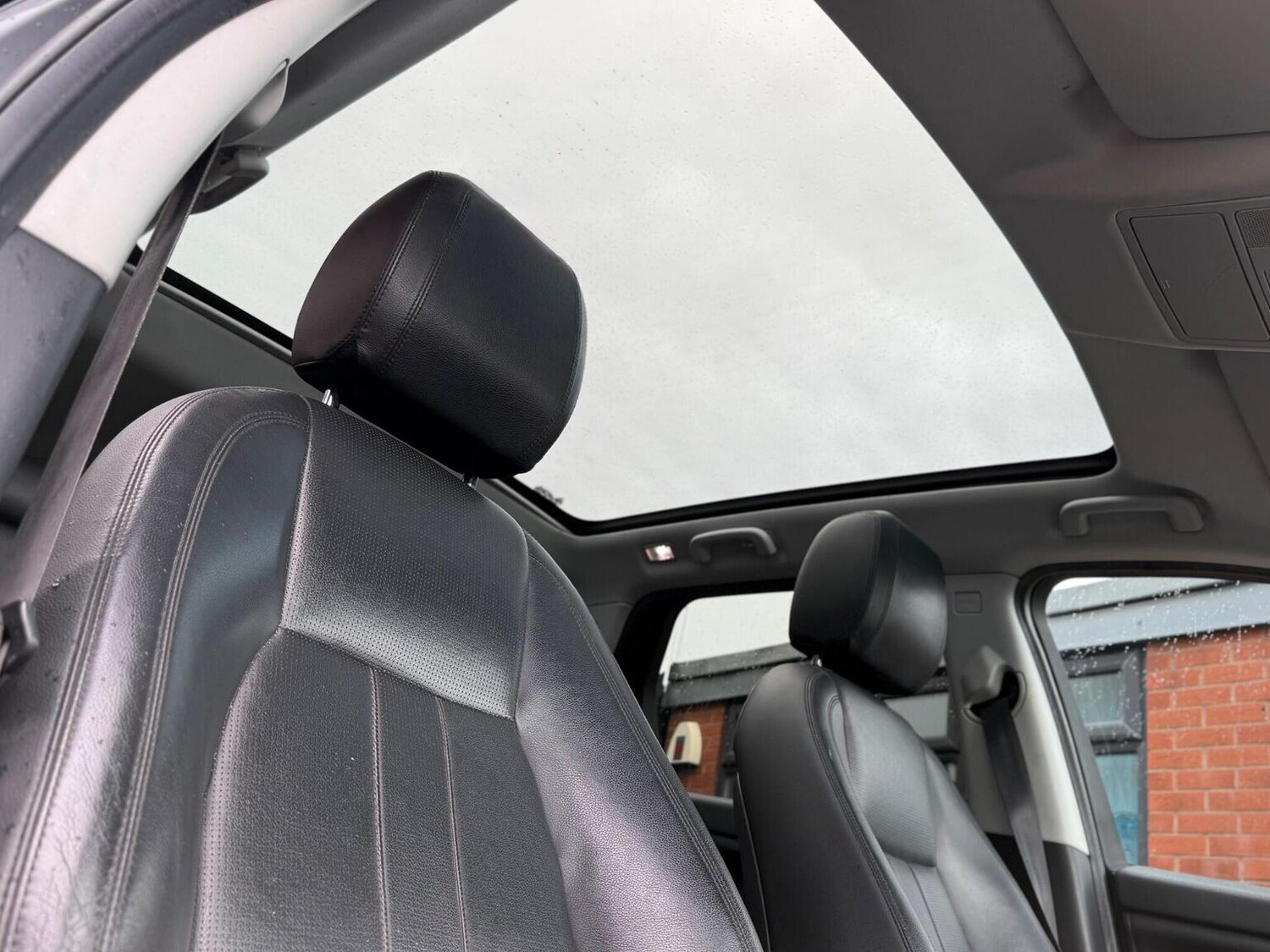 Used Land Rover Discovery Sport 2016 for sale - 78218006: Photo 15