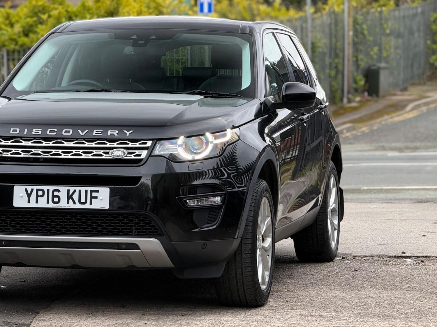 Used Land Rover Discovery Sport 2016 for sale - 78218006: Photo 4