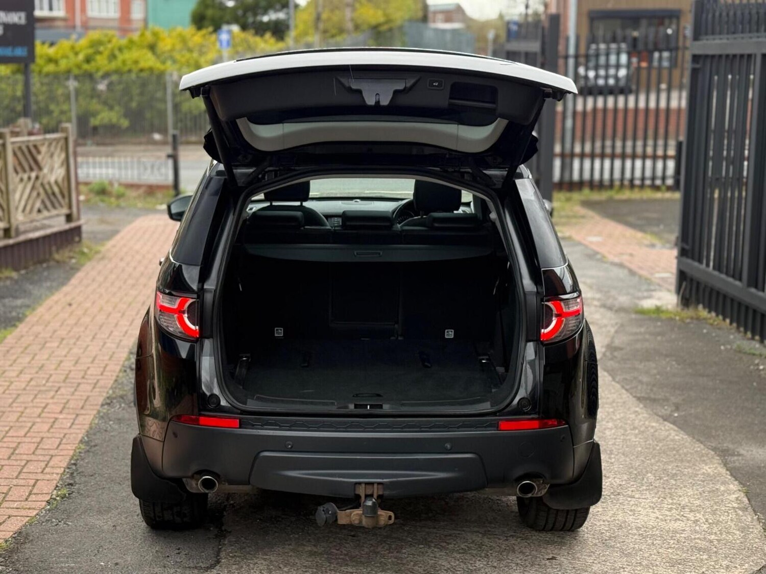 Used Land Rover Discovery Sport 2016 for sale - 78218006: Photo 8