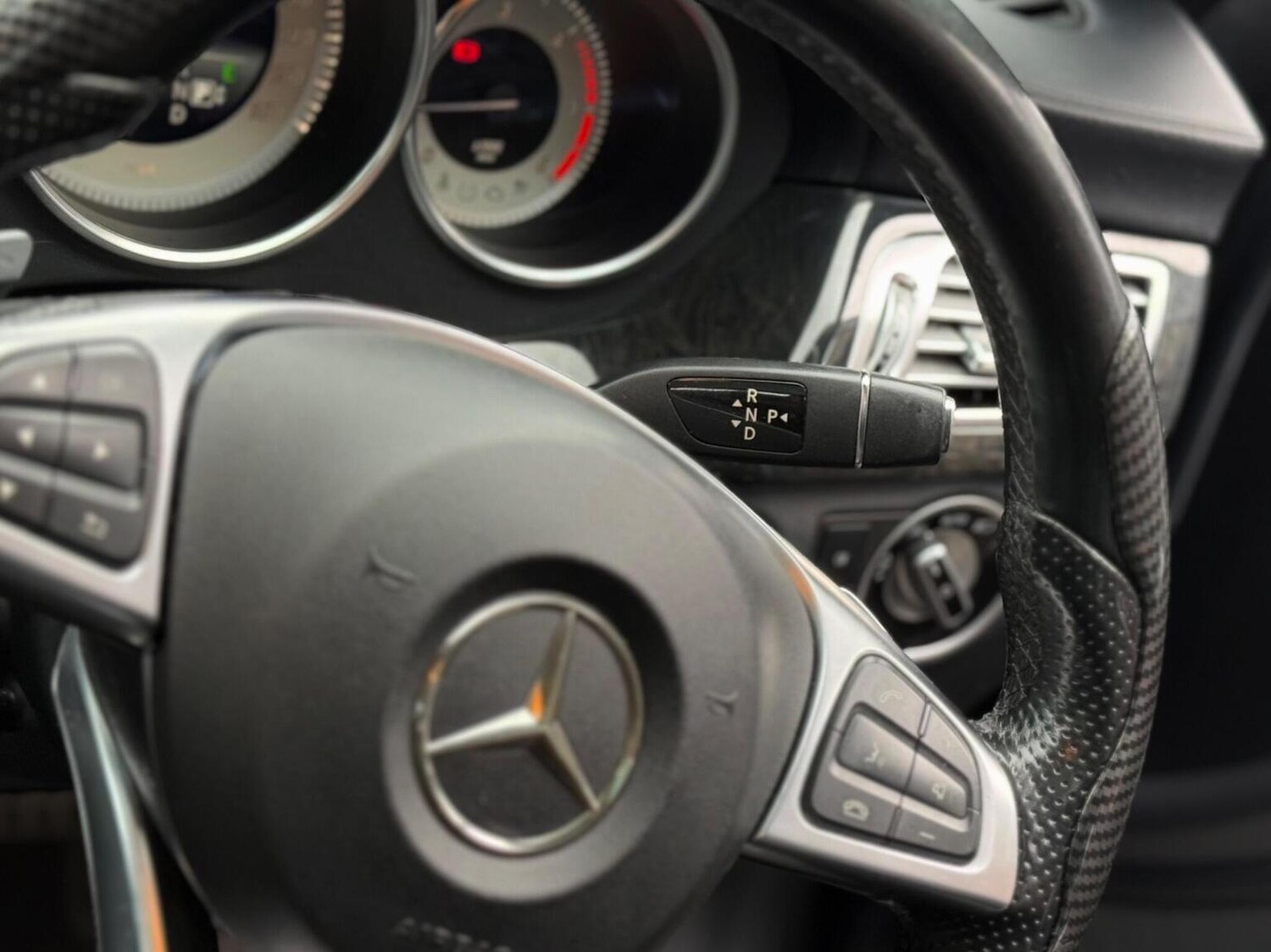 Used Mercedes-Benz CLS 2015 for sale - 77807103: Photo 17