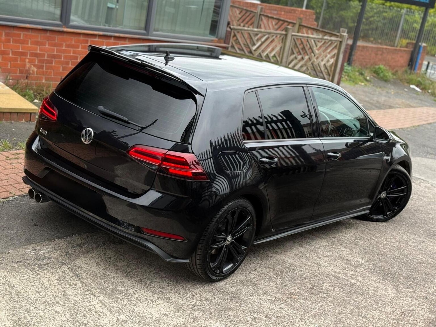 Used Volkswagen Golf 2018 for sale - 76305660: Photo 10