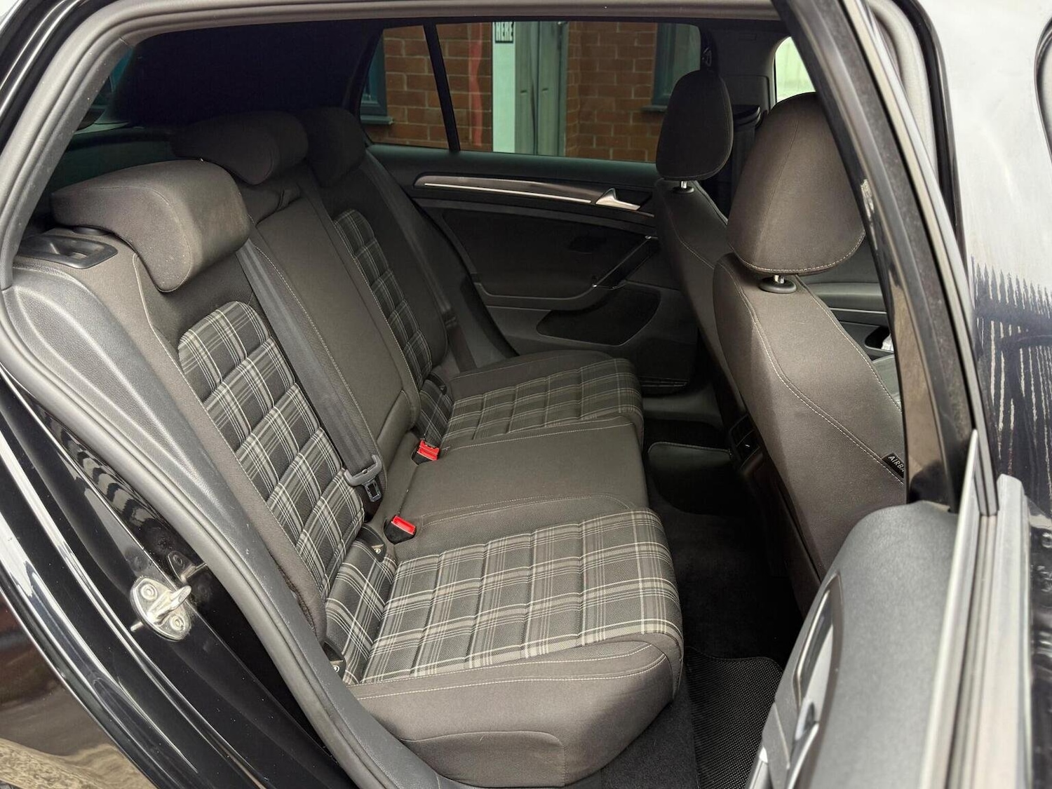 Used Volkswagen Golf 2018 for sale - 76305660: Photo 15