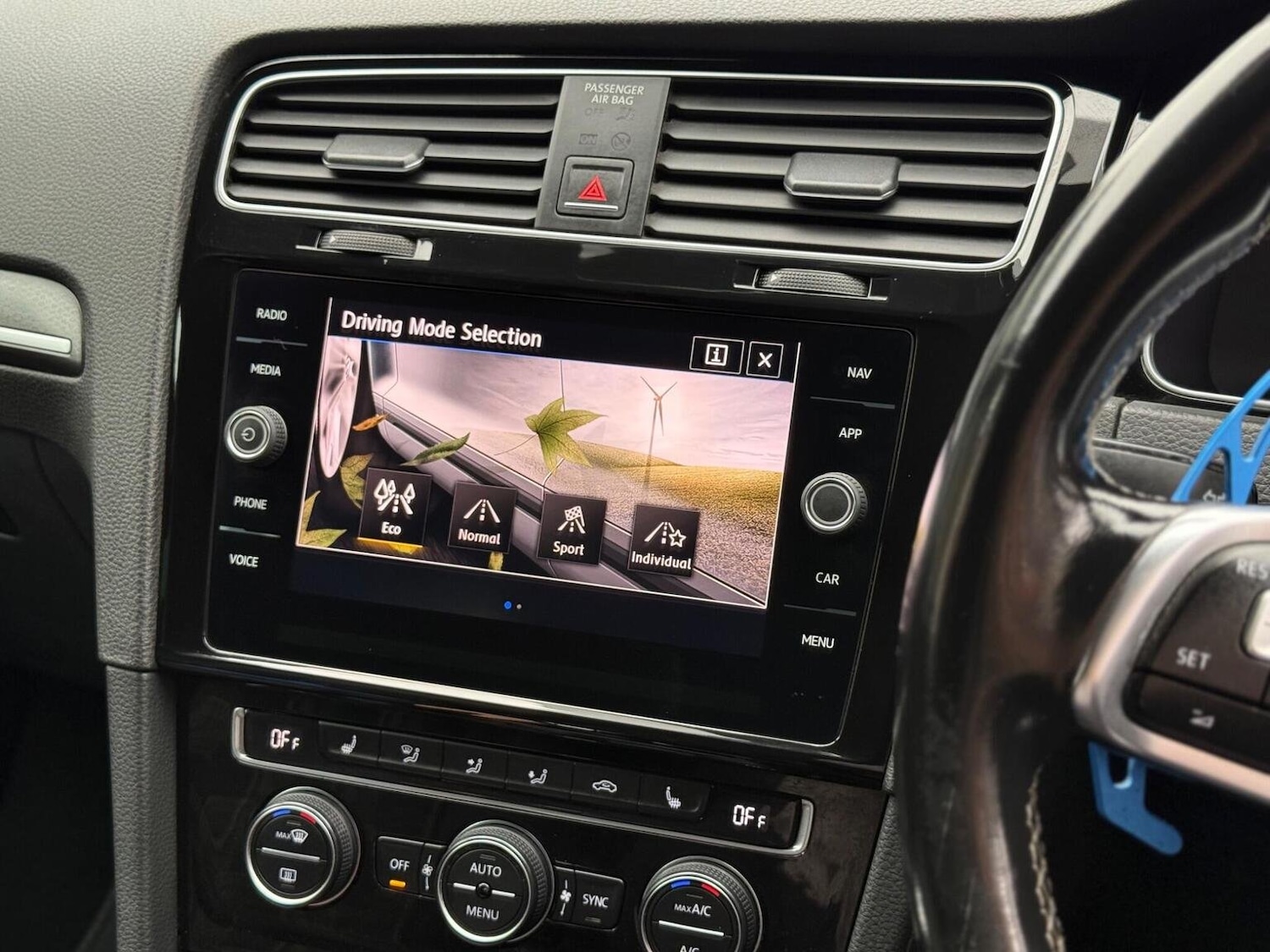 Used Volkswagen Golf 2018 for sale - 76305660: Photo 27