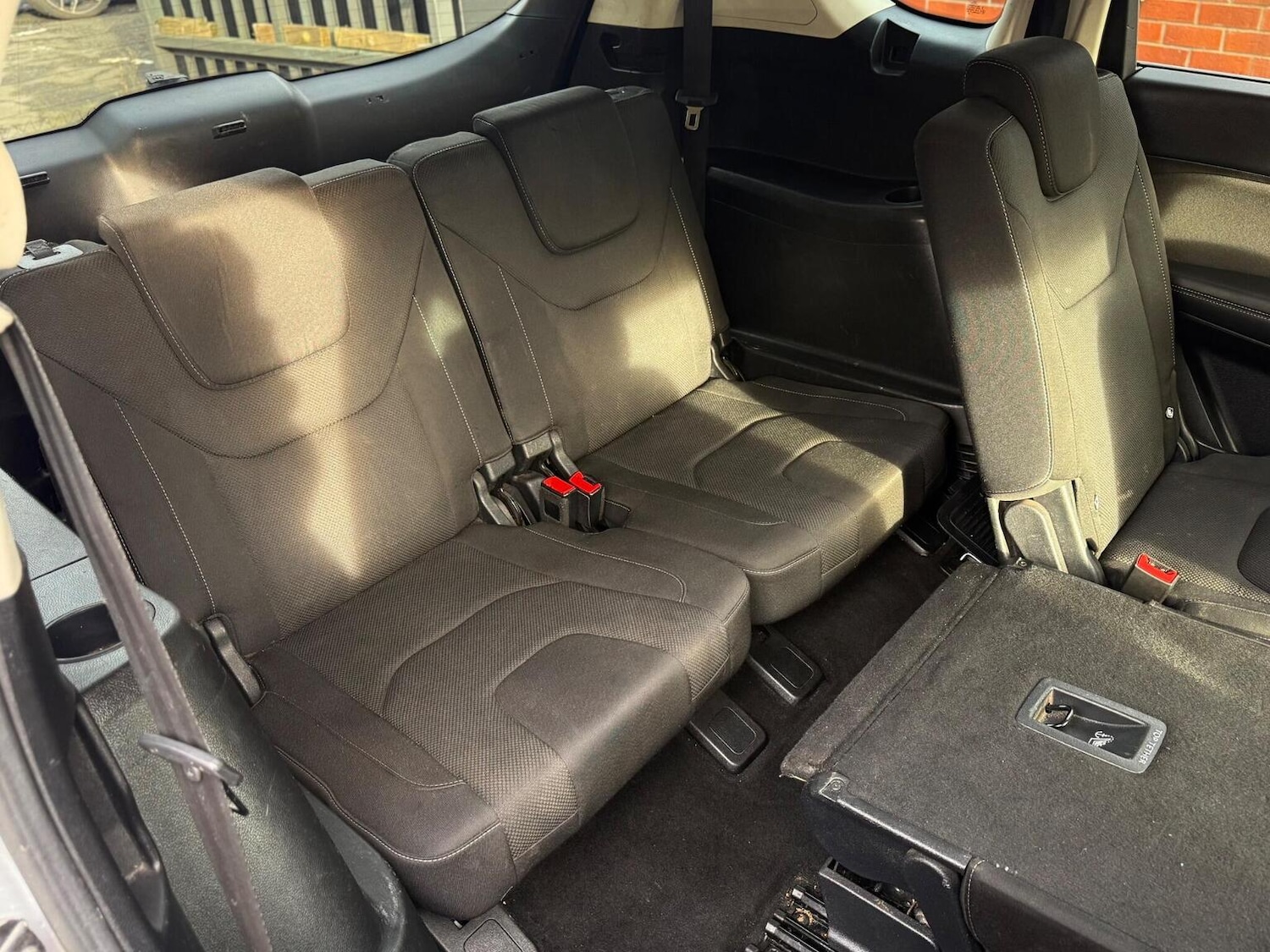 Used Ford S-Max 2016 for sale - 77584549: Photo 13