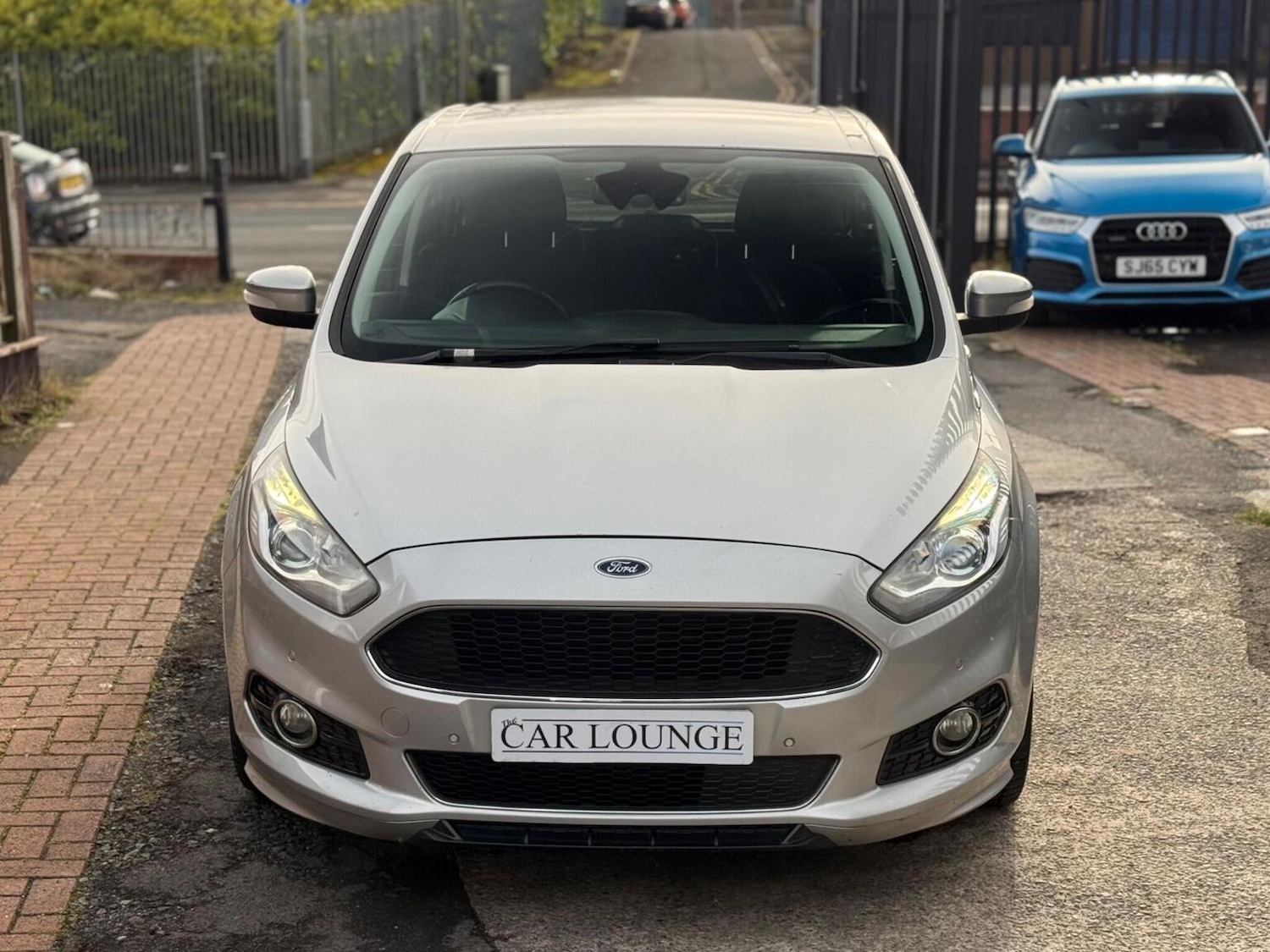 Used Ford S-Max 2016 for sale - 77584549: Photo 3