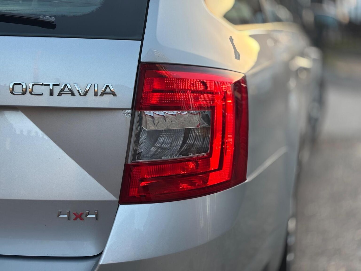 Used Skoda Octavia 2014 for sale - 76611384: Photo 4