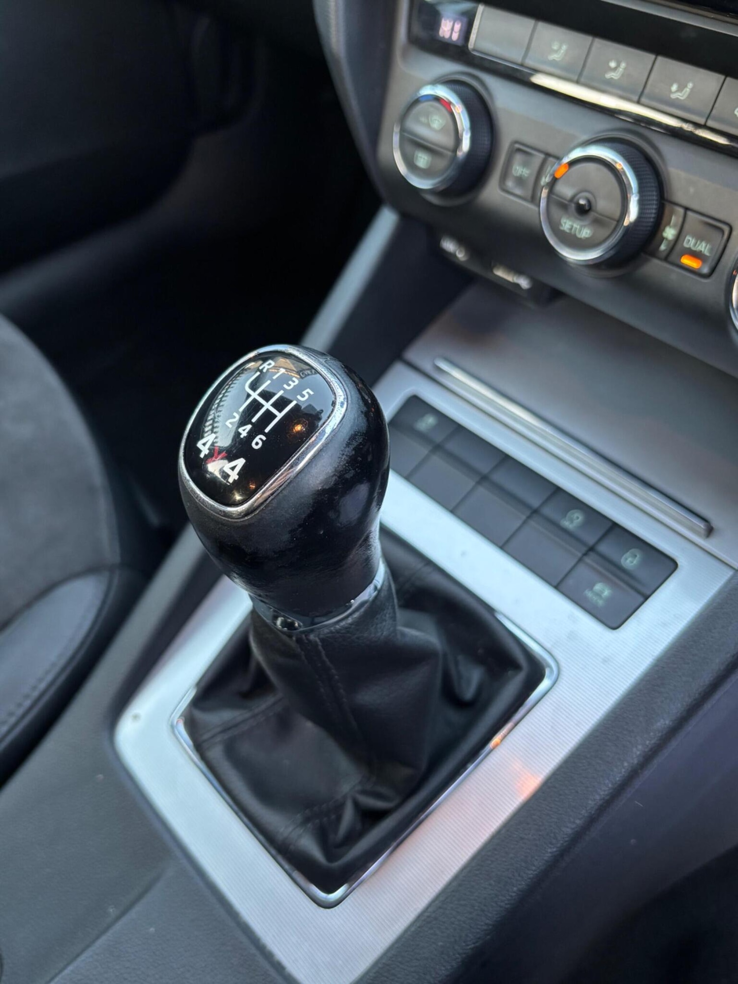 Used Skoda Octavia 2014 for sale - 76611384: Photo 8