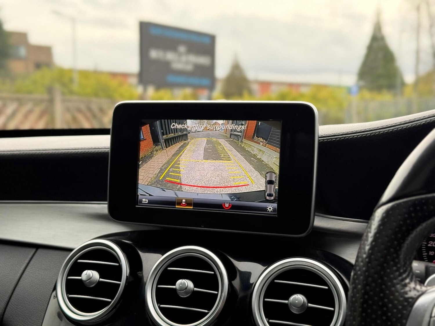 Used Mercedes-Benz C Class 2015 for sale - 77535941: Photo 28