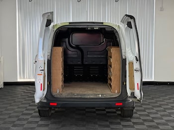 Used Ford Transit Courier 2016 for sale - 78846116: Photo