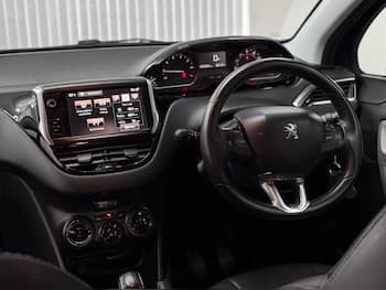 Used Peugeot 2008 2015 for sale - 79633964: Photo