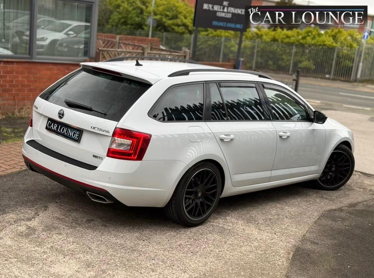 Used Skoda Octavia 2015 for sale - 77851286: Photo 2