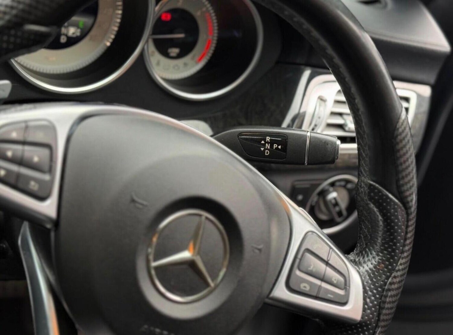 Used Mercedes-Benz CLS 2015 for sale - 77997230: Photo 17