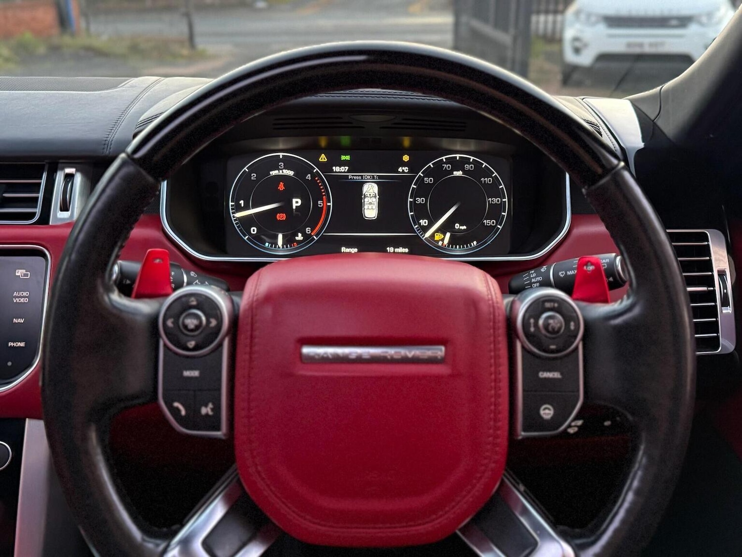 Used Land Rover Range Rover 2014 for sale - 76911112: Photo 24