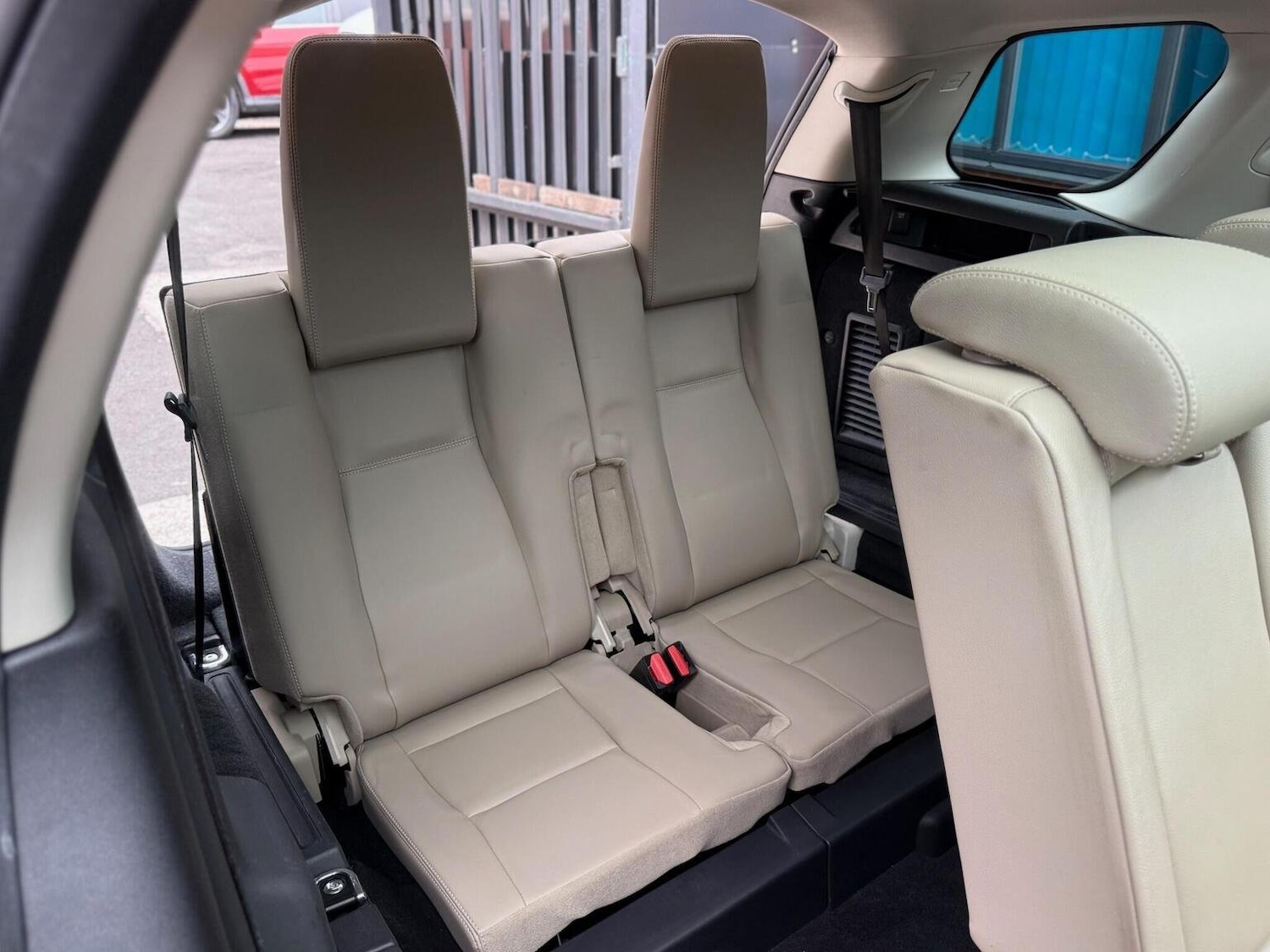 Used Land Rover Discovery Sport 2016 for sale - 76793778: Photo 14