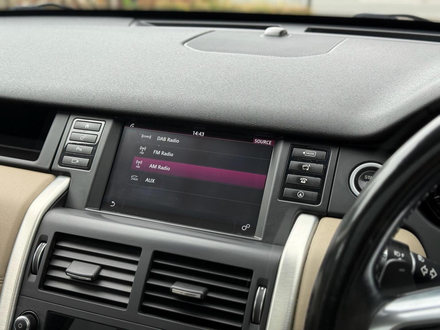 Used Land Rover Discovery Sport 2016 for sale - 76793778: Photo 27