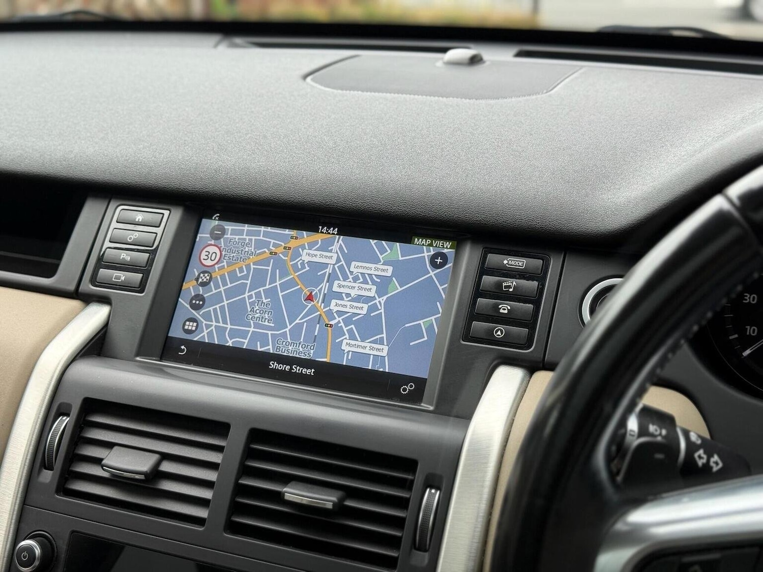 Used Land Rover Discovery Sport 2016 for sale - 76793778: Photo 30