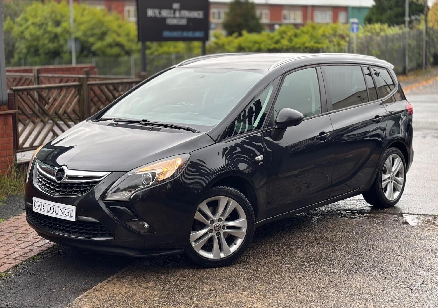 Used Vauxhall Zafira 2016 for sale - 76560080: Photo 2