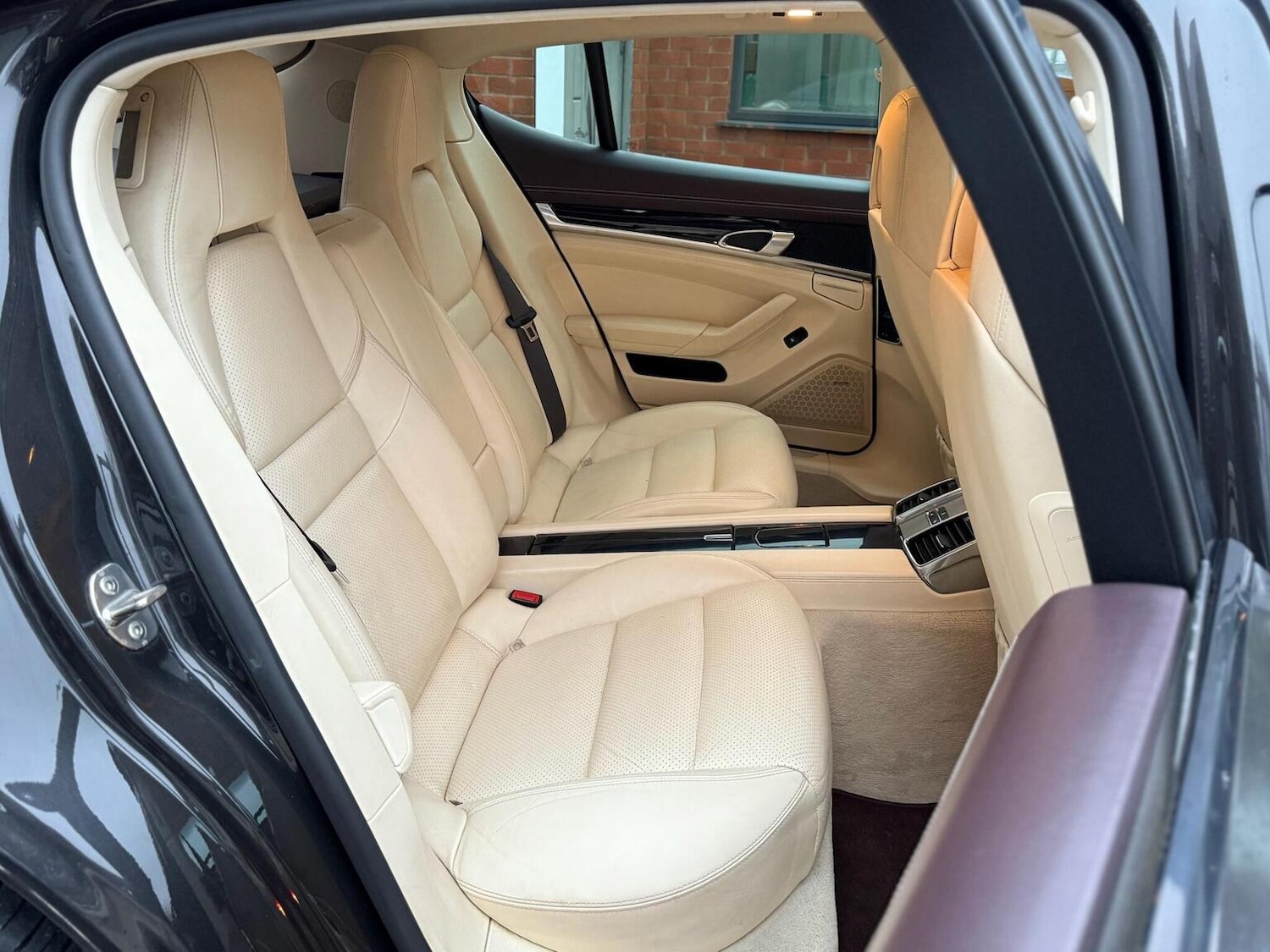 Used Mercedes-Benz C Class 2017 for sale - 77195505: Photo 10