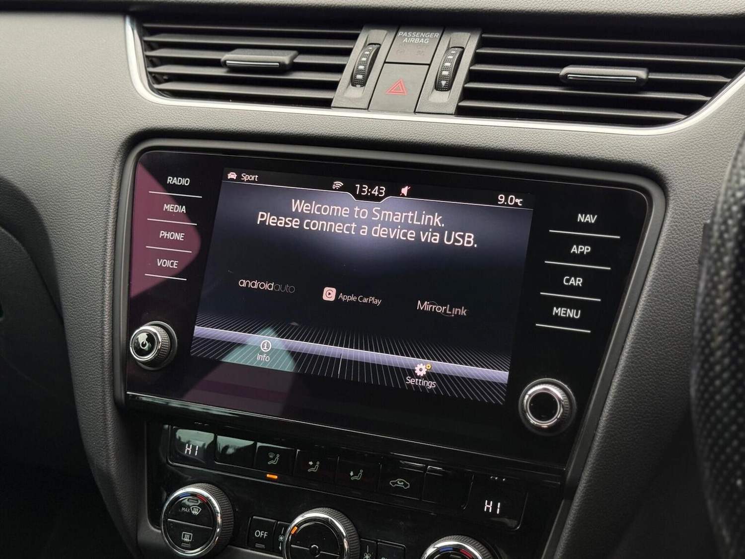 Used Skoda Octavia 2017 for sale - 77643792: Photo 28