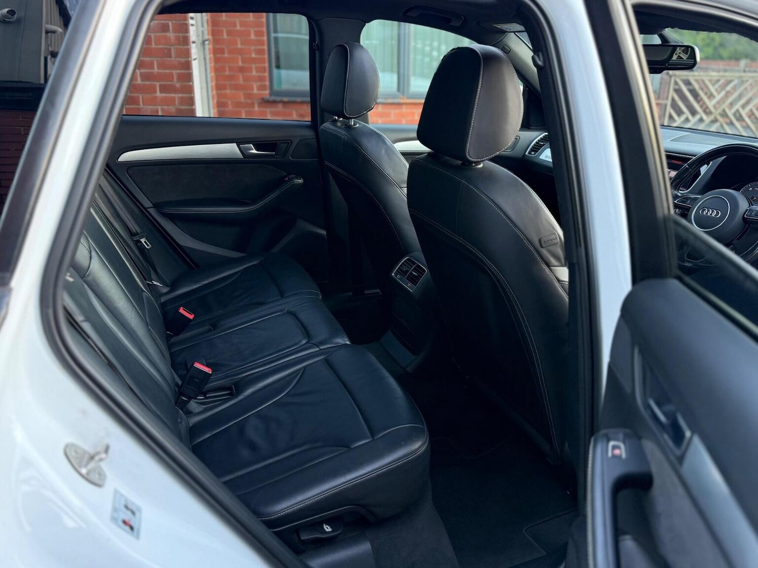 Used Audi SQ5 2015 for sale - 76649830: Photo 16