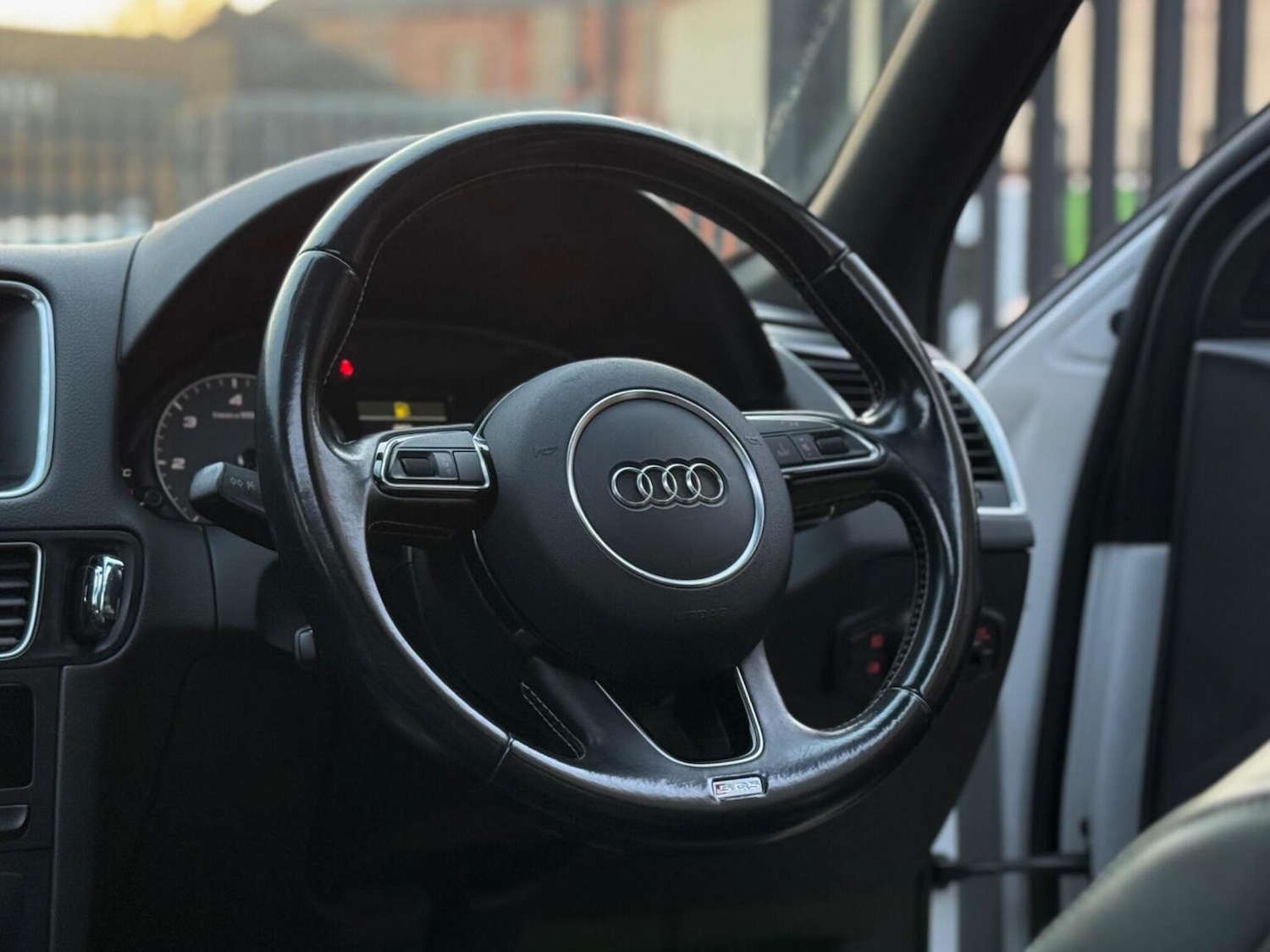 Used Audi SQ5 2015 for sale - 76649830: Photo 22