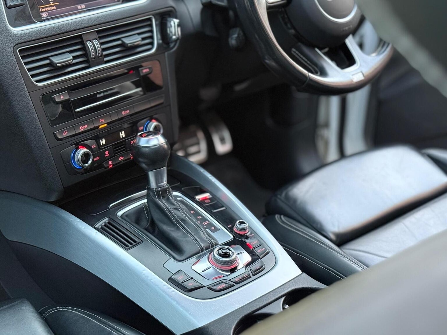 Used Audi SQ5 2015 for sale - 76649830: Photo 23