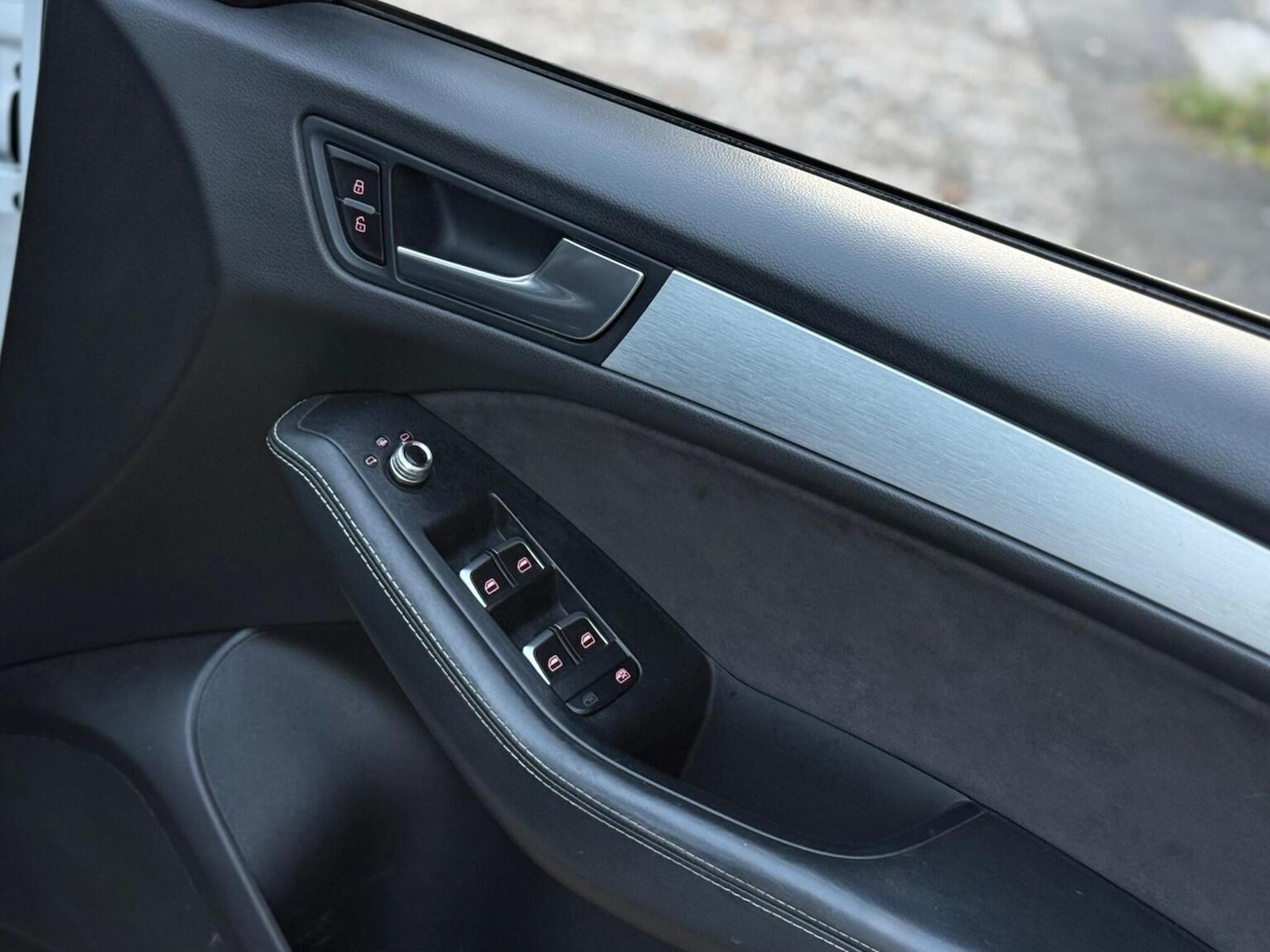 Used Audi SQ5 2015 for sale - 76649830: Photo 25