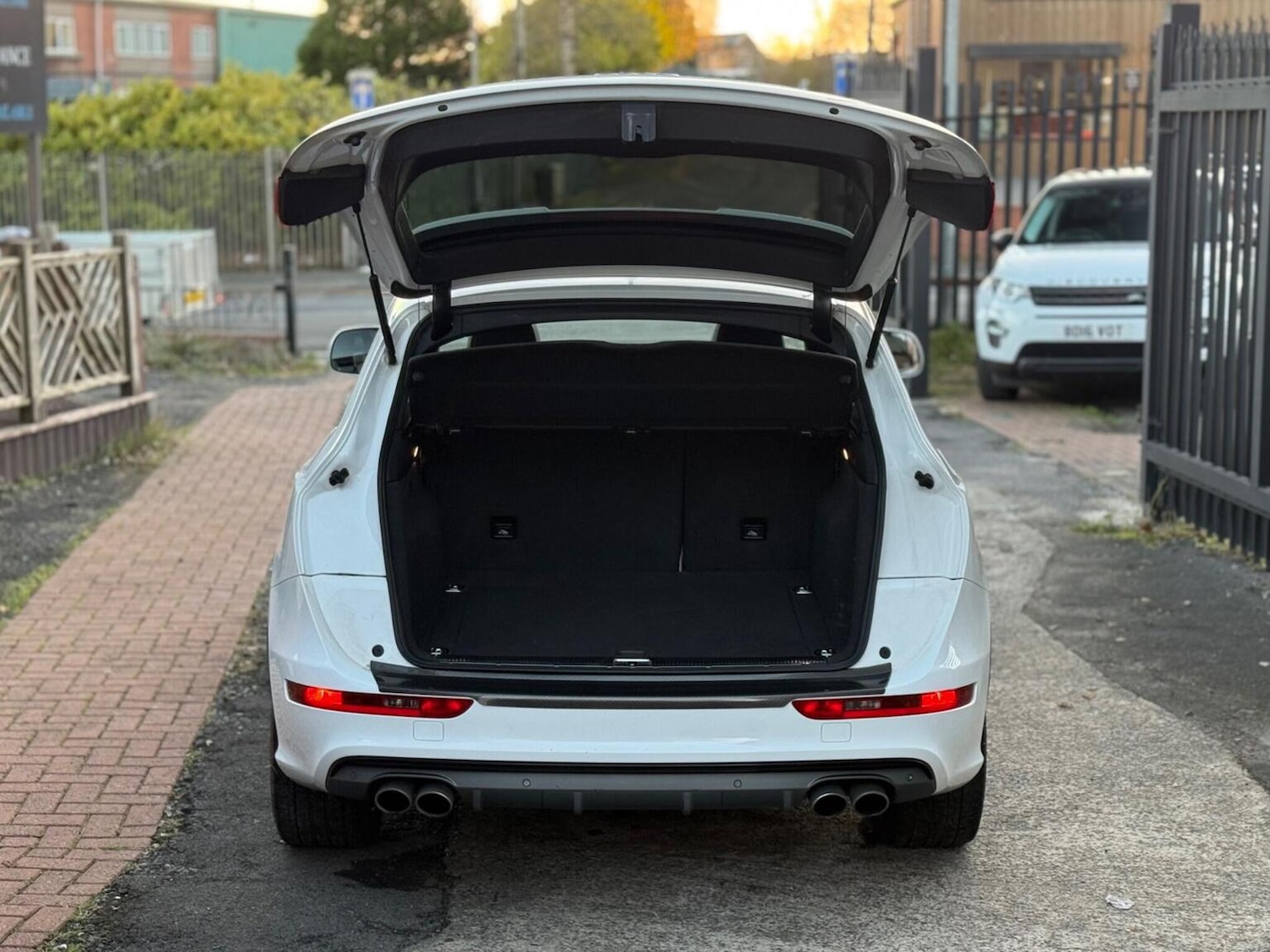 Used Audi SQ5 2015 for sale - 76649830: Photo 4