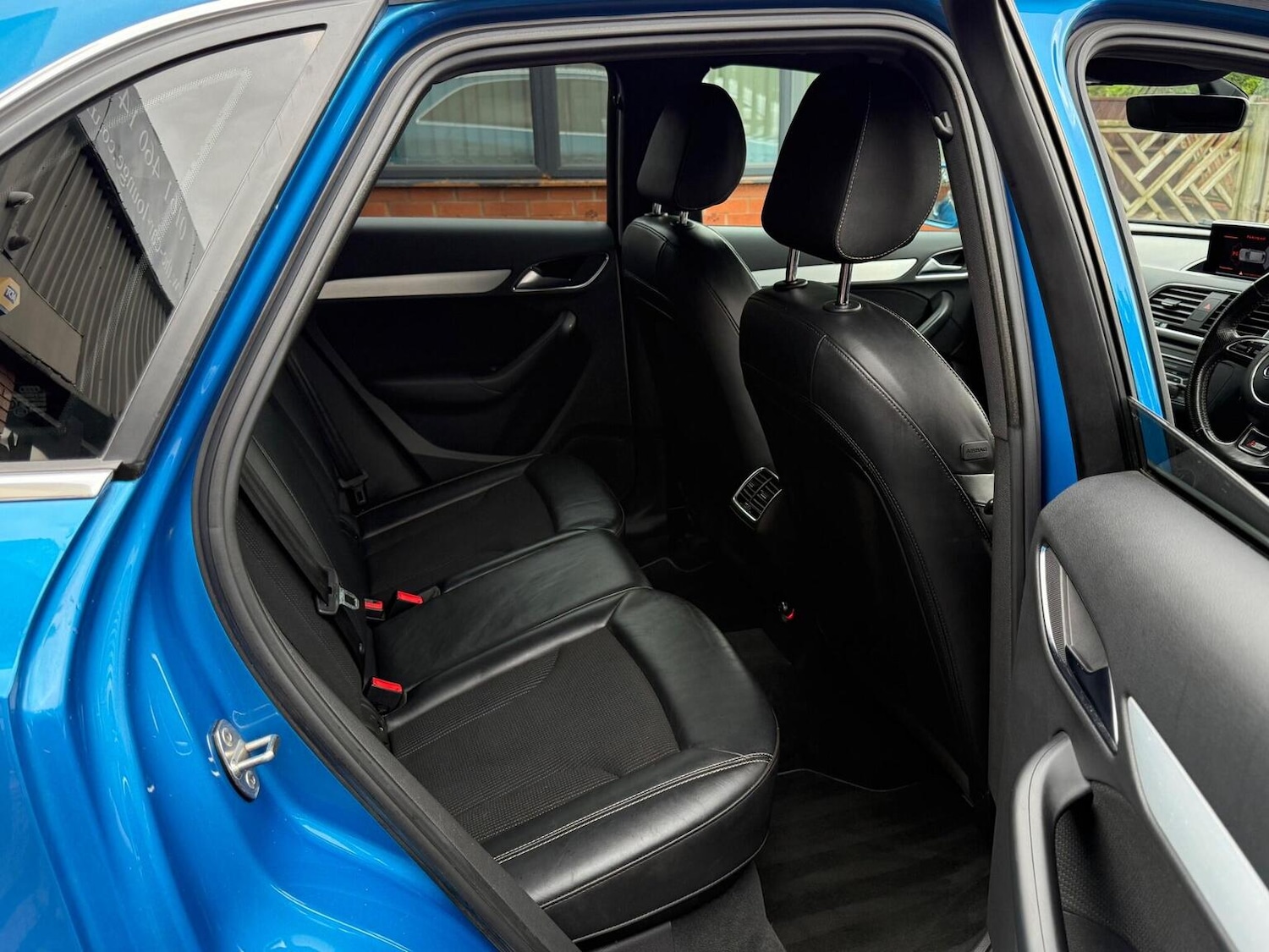 Used Audi Q3 2015 for sale - 76863824: Photo 14