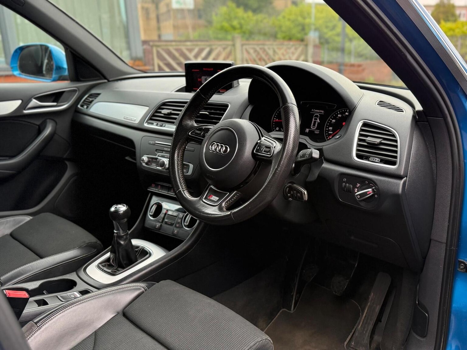 Used Audi Q3 2015 for sale - 76863824: Photo 16