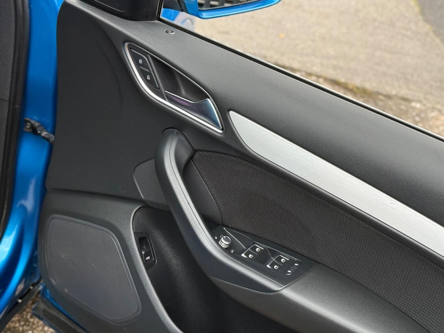 Used Audi Q3 2015 for sale - 76863824: Photo 21