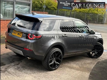 Used Land Rover Discovery Sport 2017 for sale - 78300452: Photo
