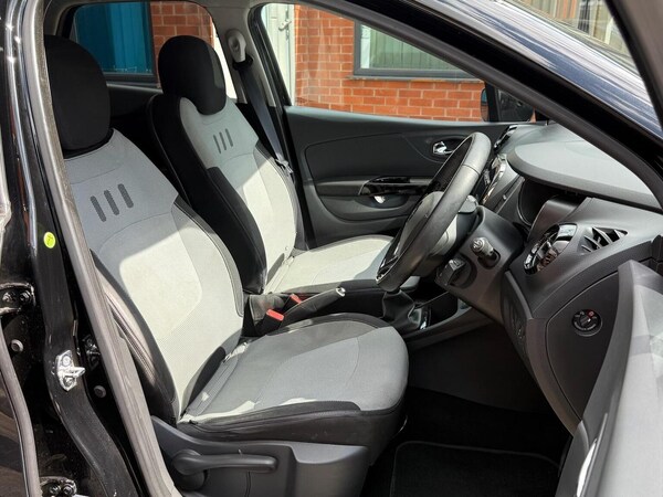 Used Renault Captur 2014 for sale - 75691887: Photo 12