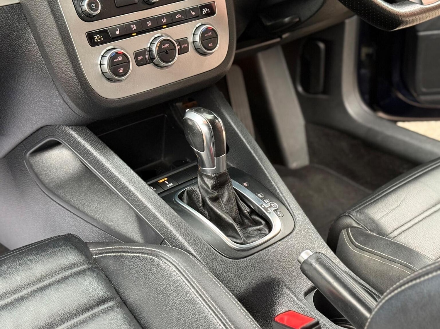 Used Volkswagen Scirocco 2013 for sale - 78098221: Photo 17