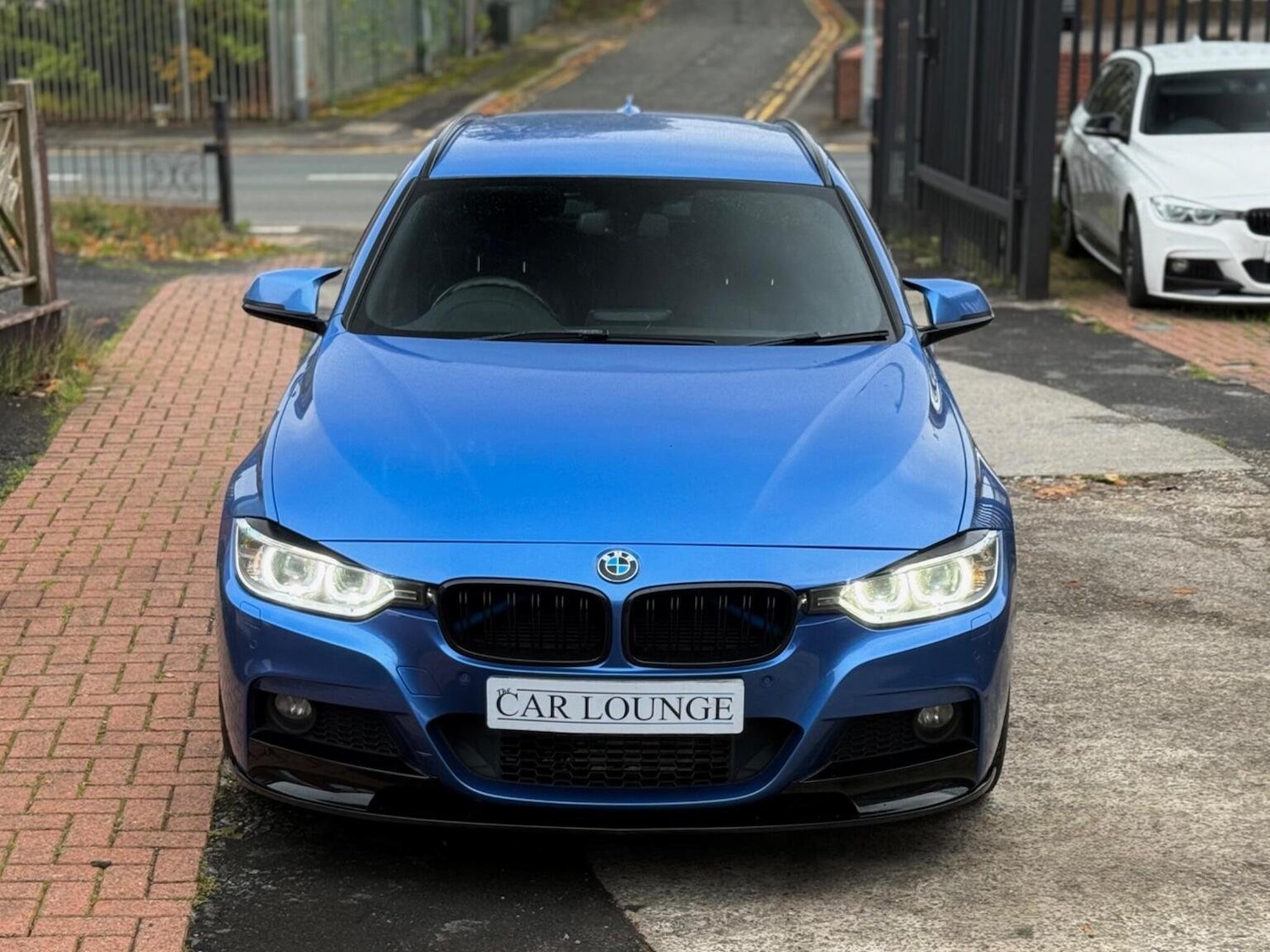 Used BMW 3 Series 2014 for sale - 76418368: Photo 3