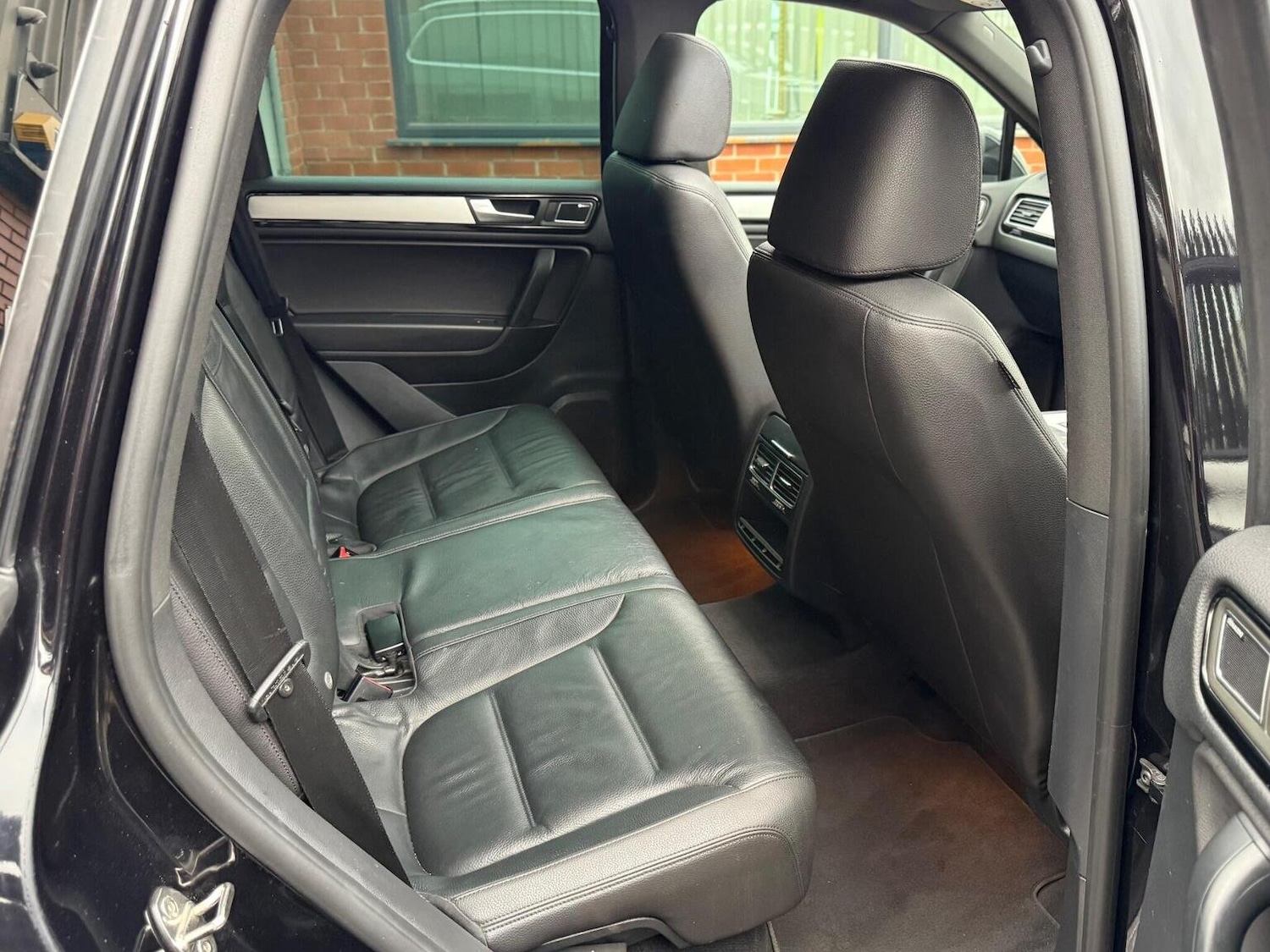 Used Volkswagen Touareg 2014 for sale - 76205640: Photo 14
