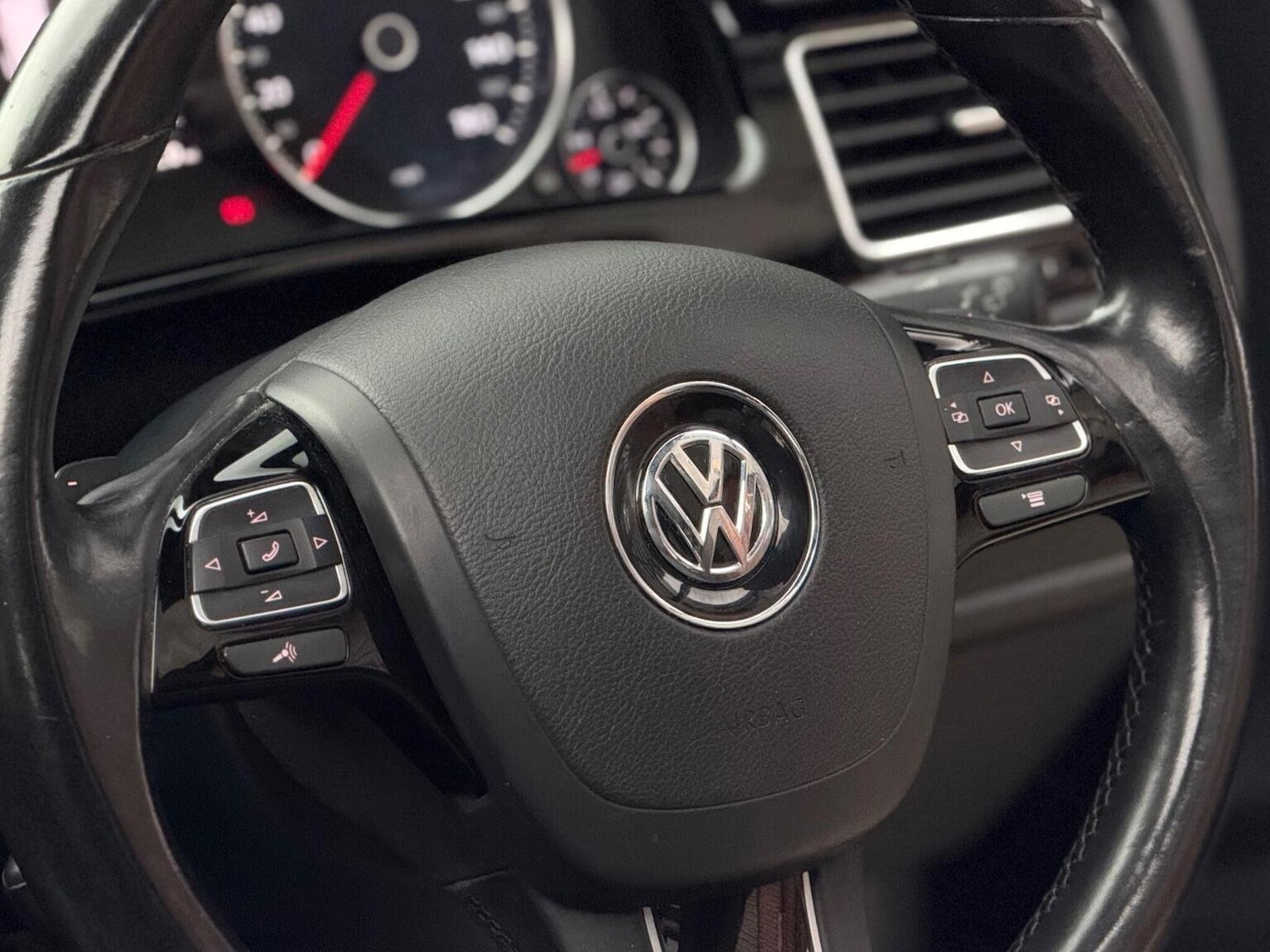 Used Volkswagen Touareg 2014 for sale - 76205640: Photo 20