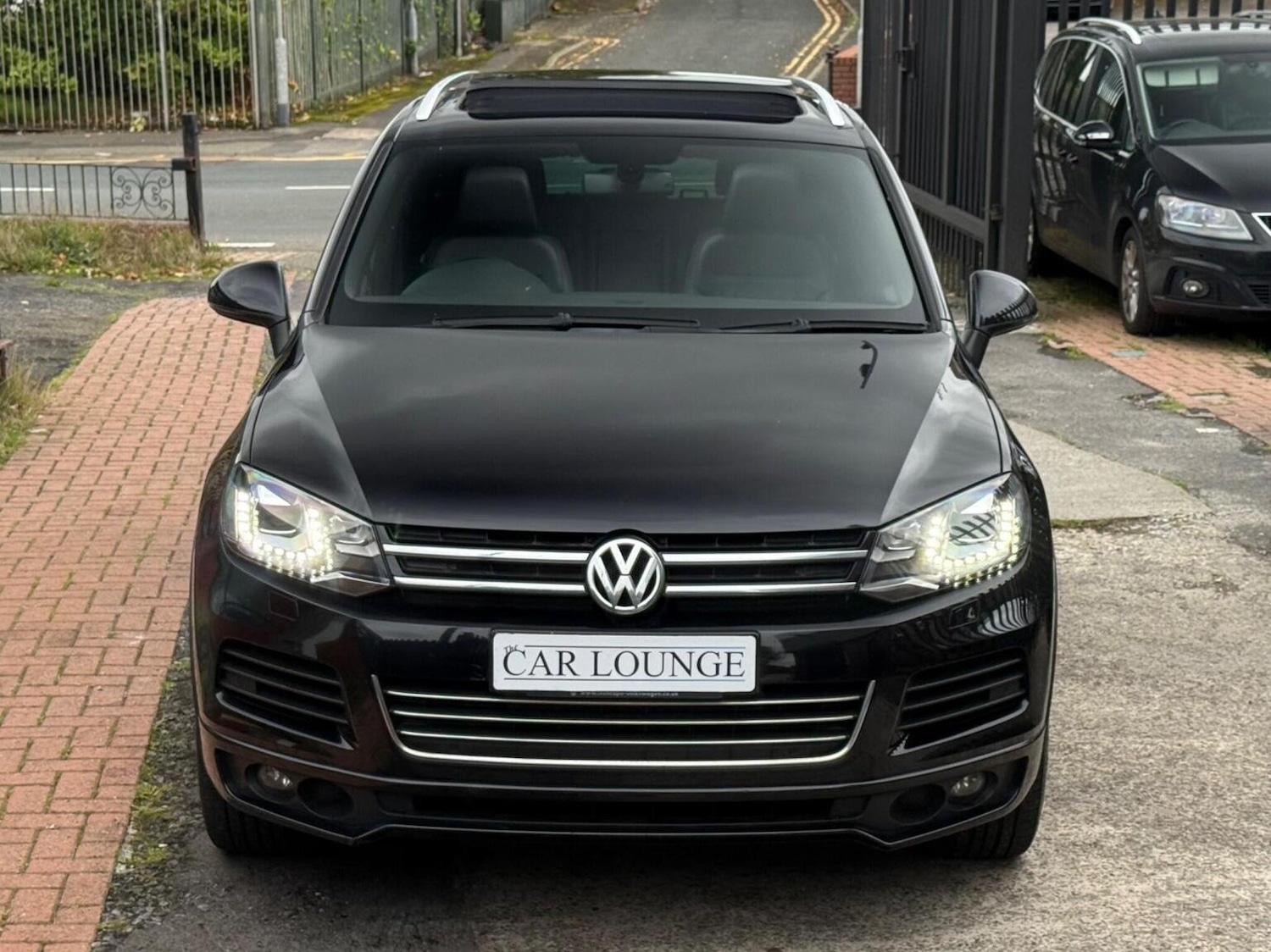 Used Volkswagen Touareg 2014 for sale - 76205640: Photo 3