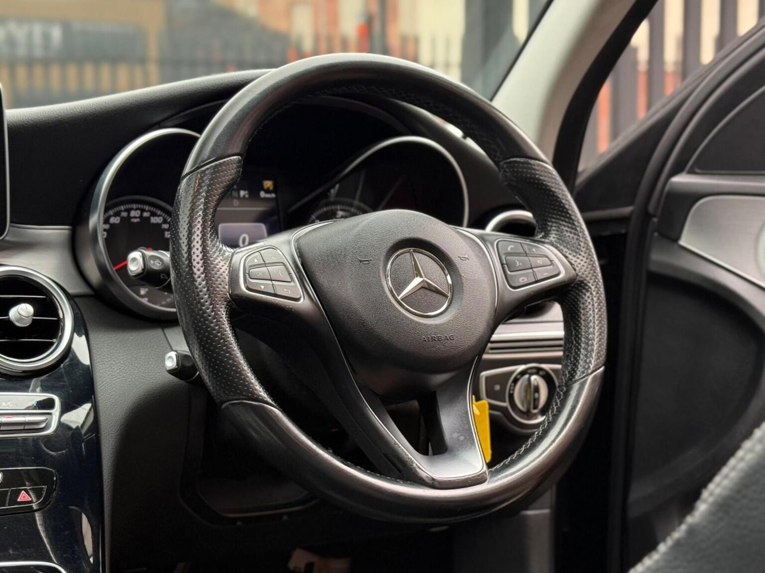 Used Mercedes-Benz C Class 2016 for sale - 77991748: Photo 21