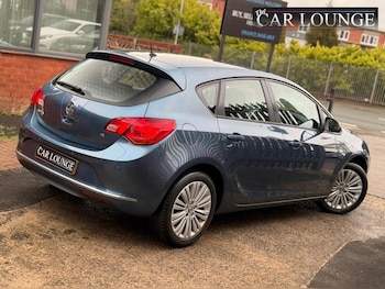 Used Vauxhall Astra 2014 for sale - 77991601: Photo