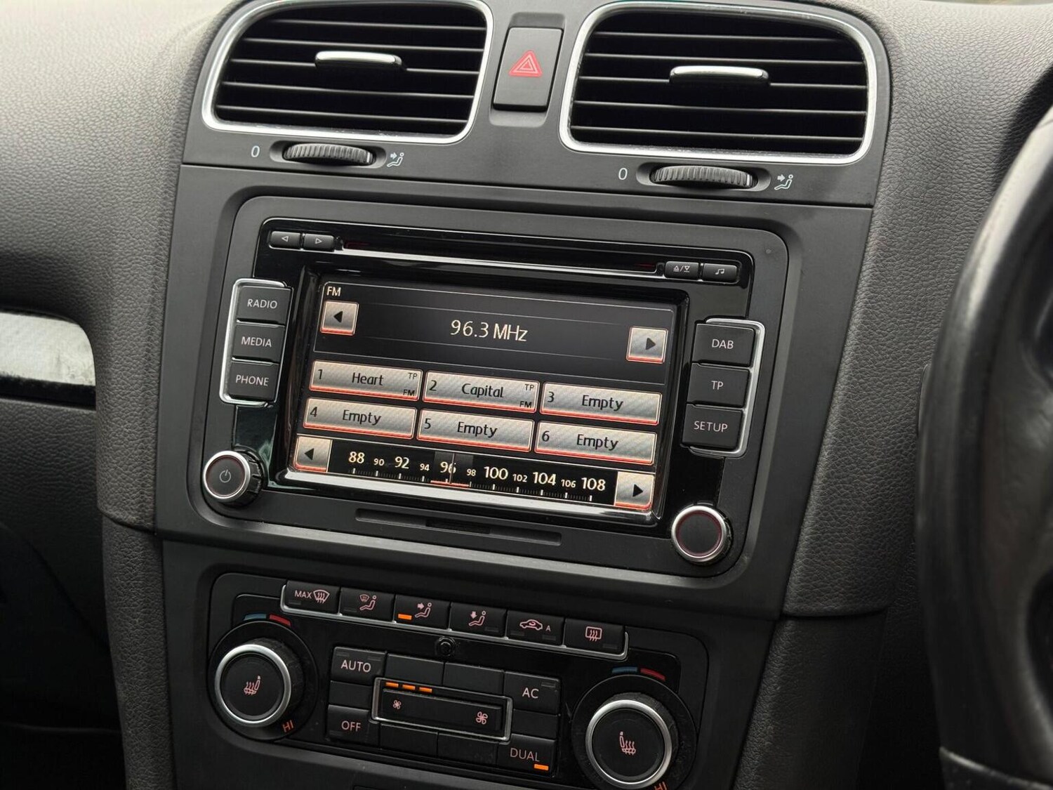 Used Volkswagen Golf 2012 for sale - 77528316: Photo 23