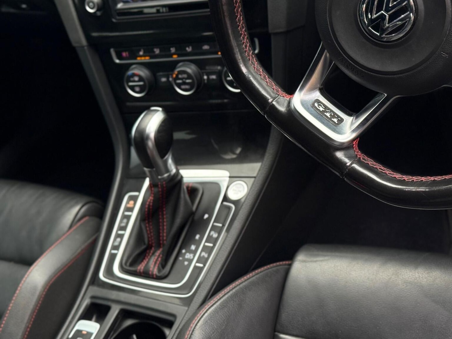 Used Volkswagen Golf 2016 for sale - 77807108: Photo 18