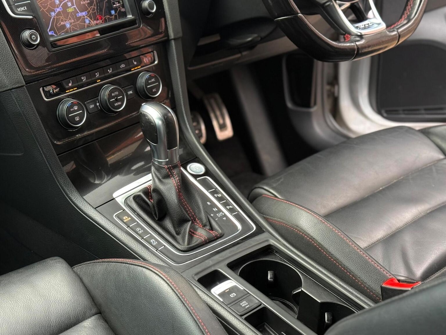 Used Volkswagen Golf 2016 for sale - 77807108: Photo 21