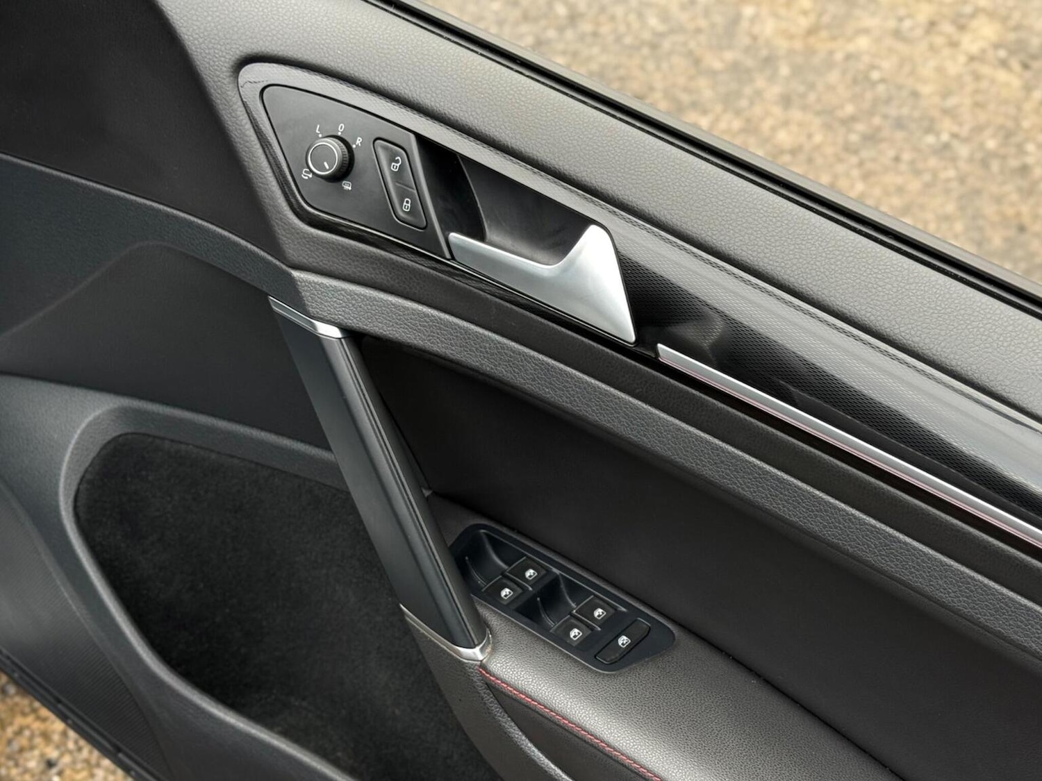 Used Volkswagen Golf 2016 for sale - 77807108: Photo 22