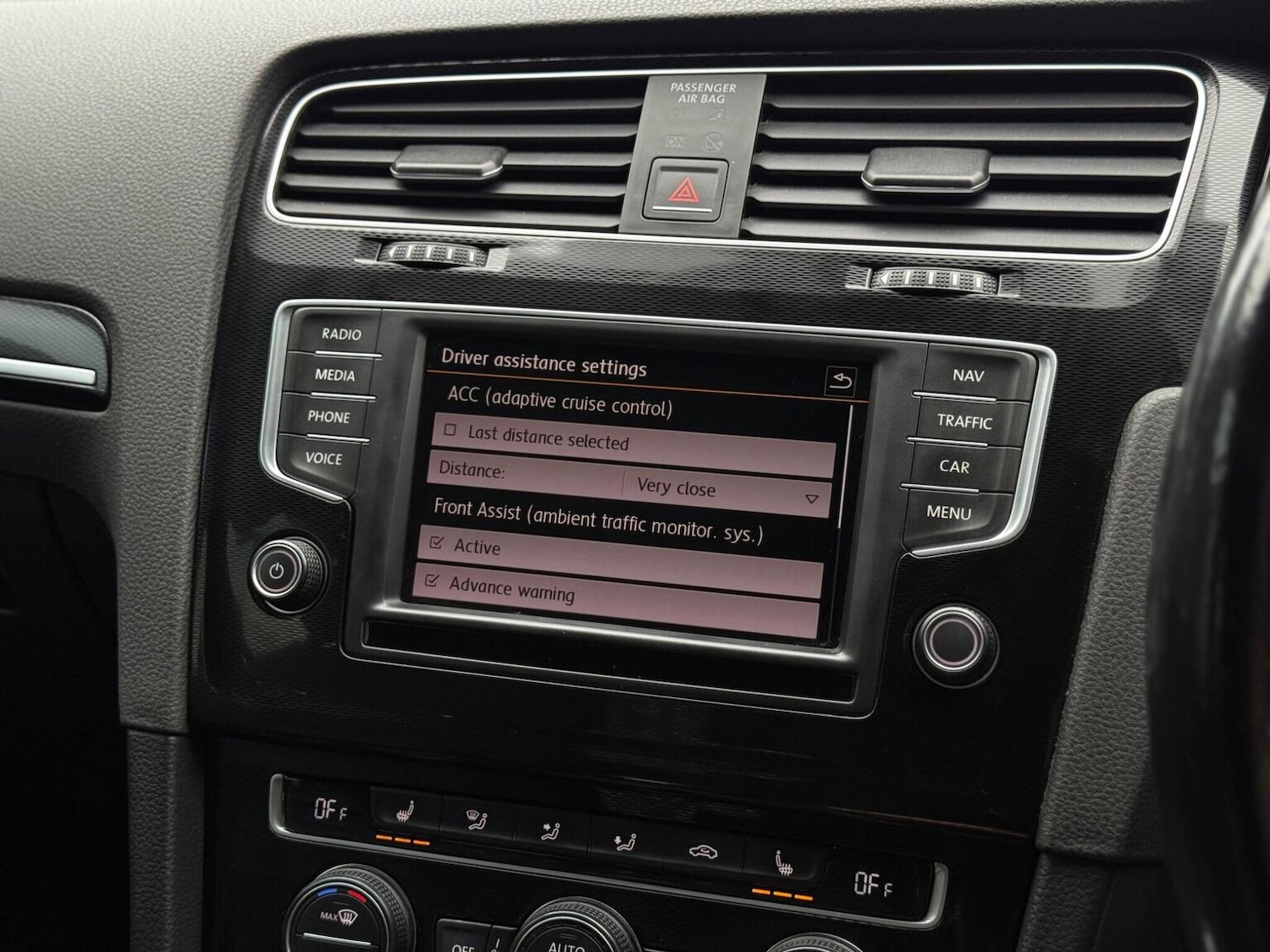 Used Volkswagen Golf 2016 for sale - 77807108: Photo 28