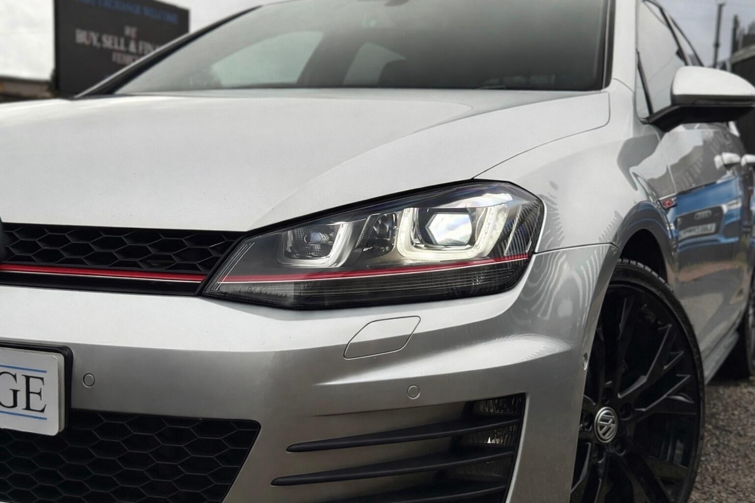 Used Volkswagen Golf 2016 for sale - 77807108: Photo 7