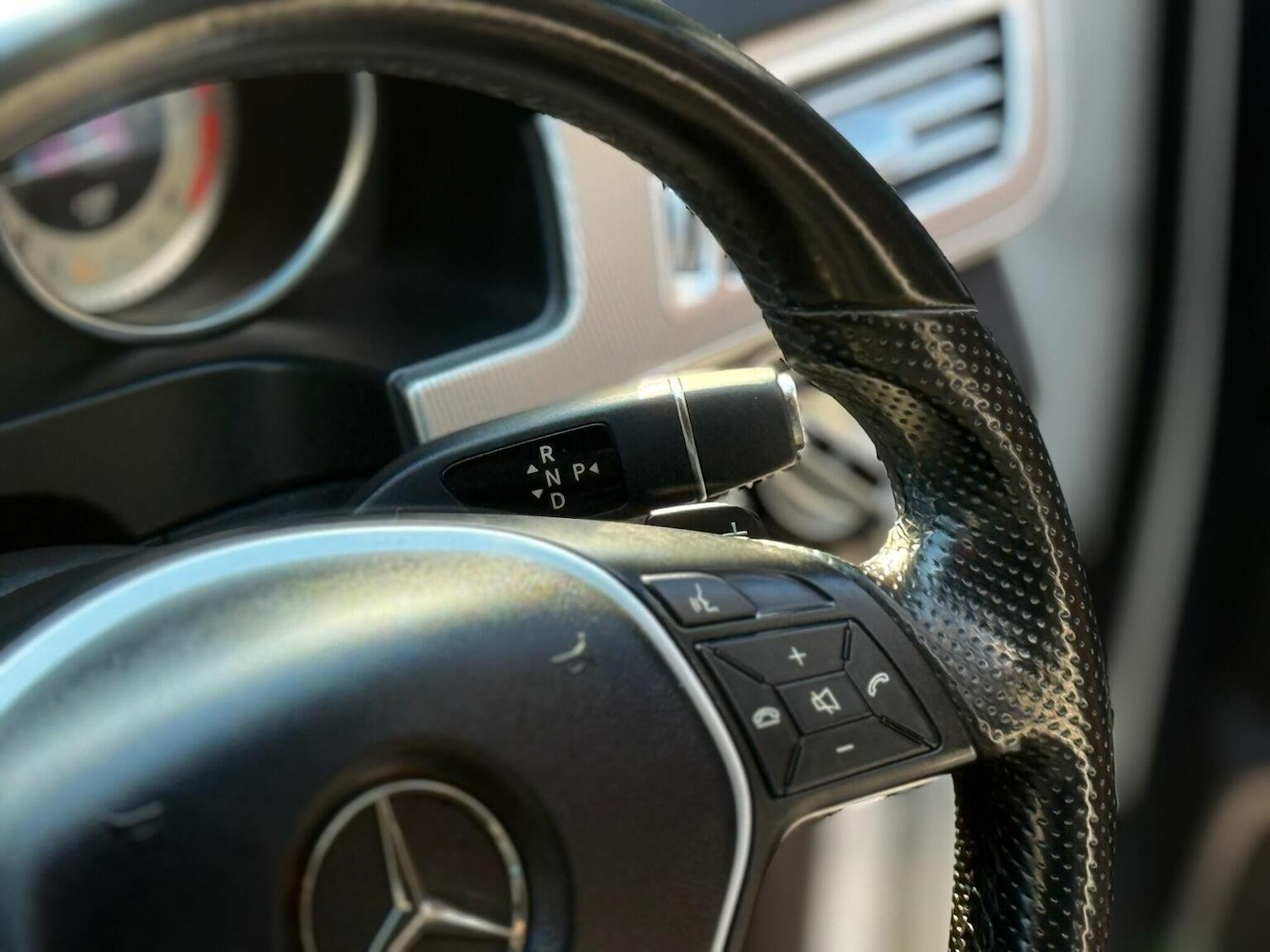 Used Mercedes-Benz E Class 2014 for sale - 76666083: Photo 20