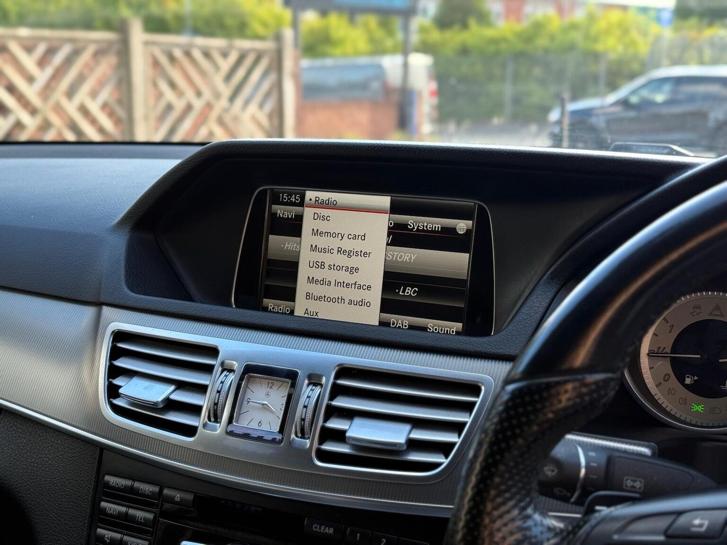 Used Mercedes-Benz E Class 2014 for sale - 76666083: Photo 26