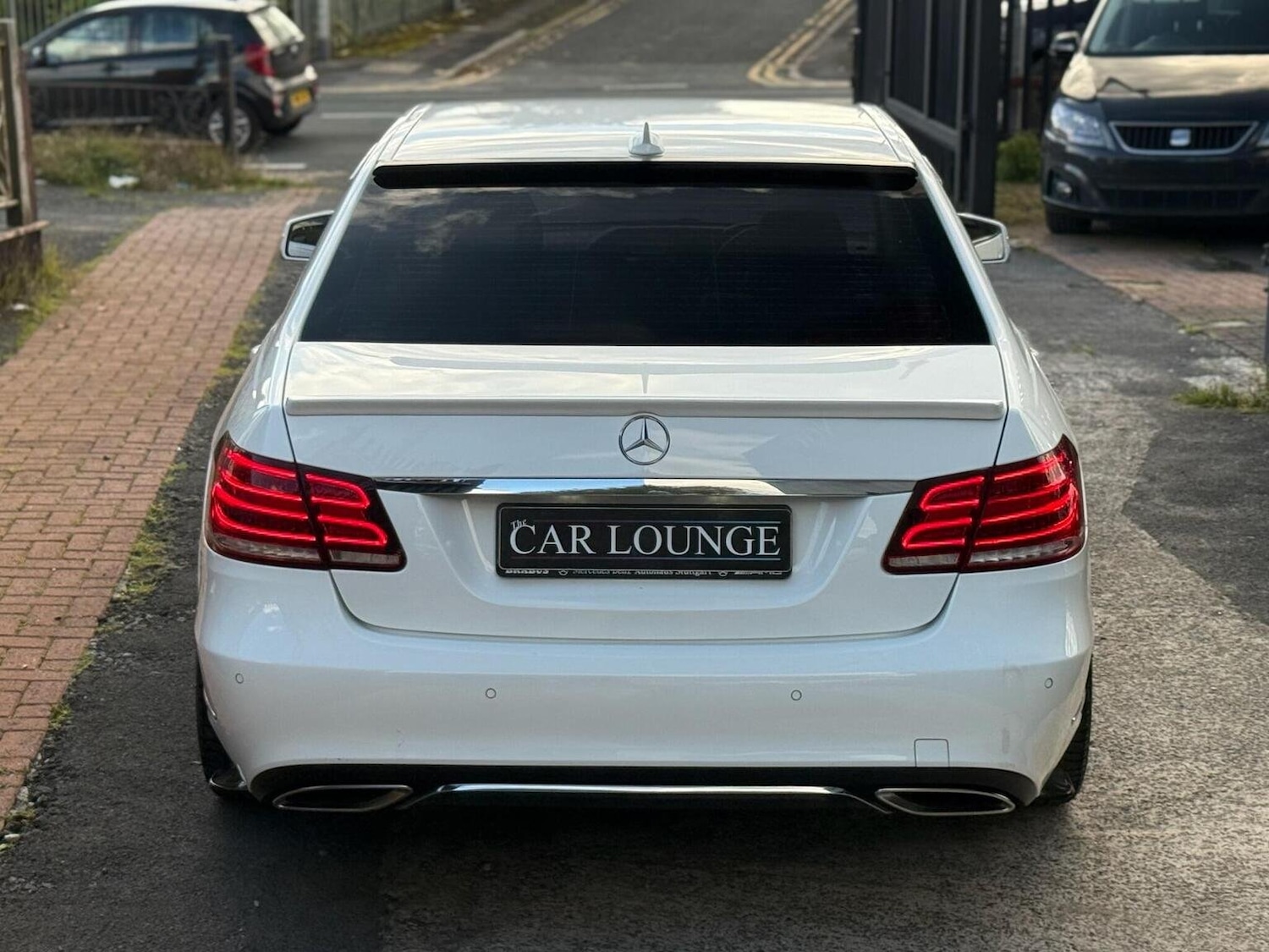 Used Mercedes-Benz E Class 2014 for sale - 76666083: Photo 8