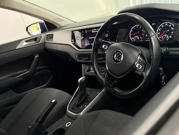 Used Volkswagen Polo 2021 for sale - 79205459: Photo